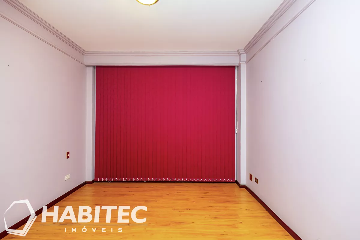 Apartamento com 04 quartos no Alto da XV -Ed Toulousse - HT3636