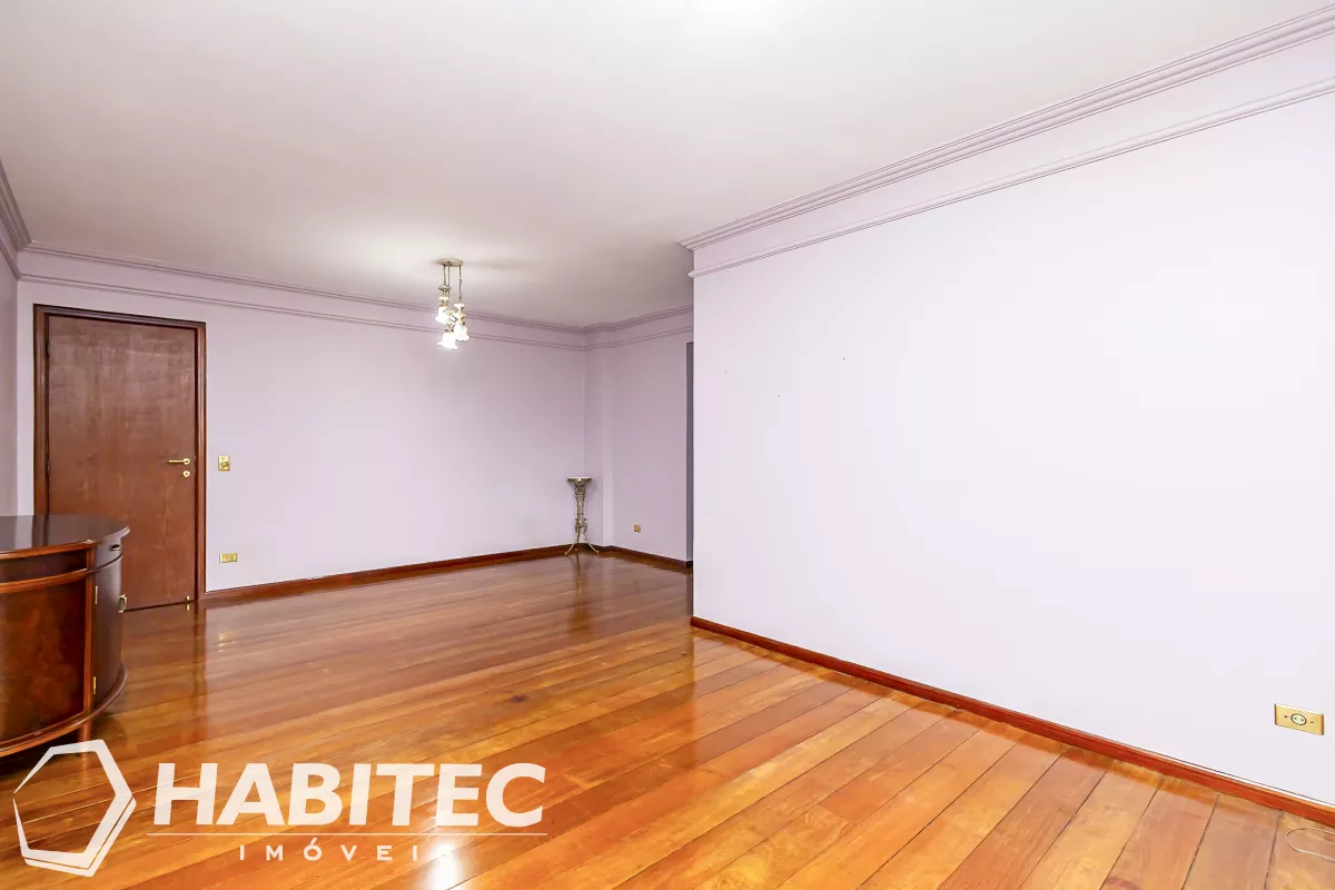 Apartamento com 04 quartos no Alto da XV -Ed Toulousse - HT3636