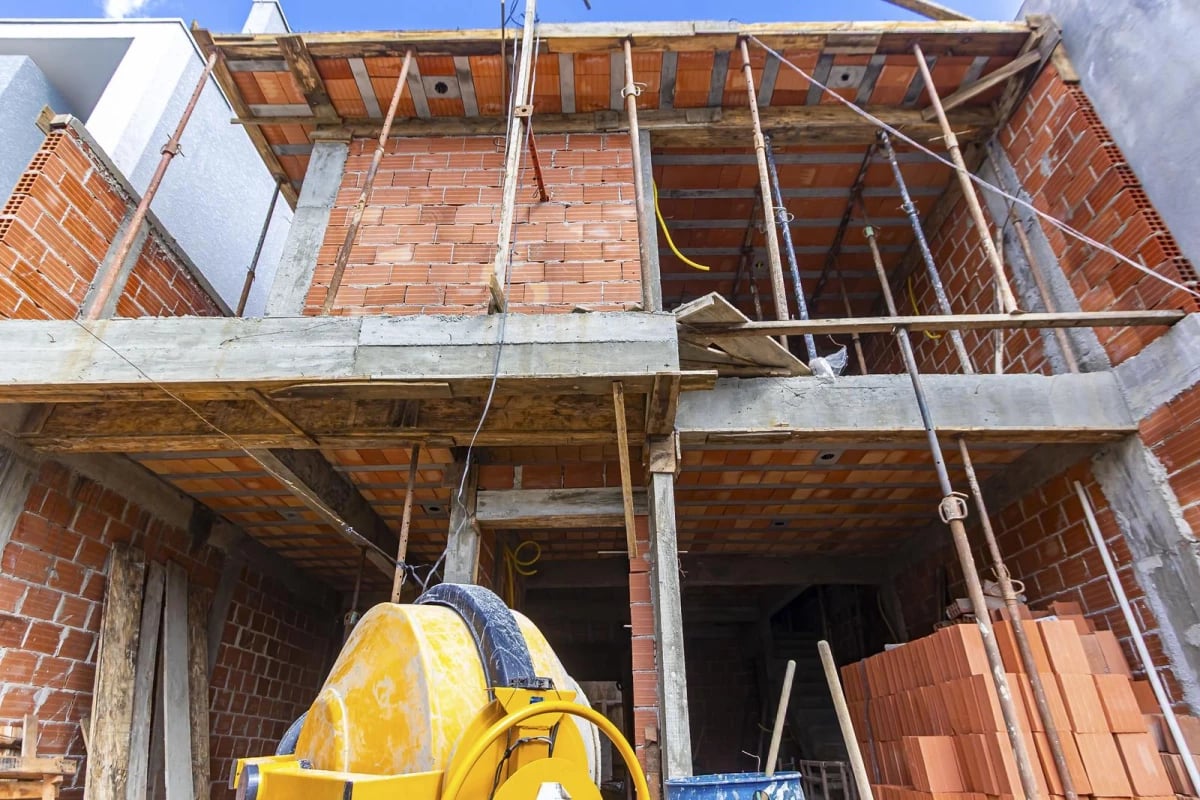 Casa condomínio fechado Pinheirinho