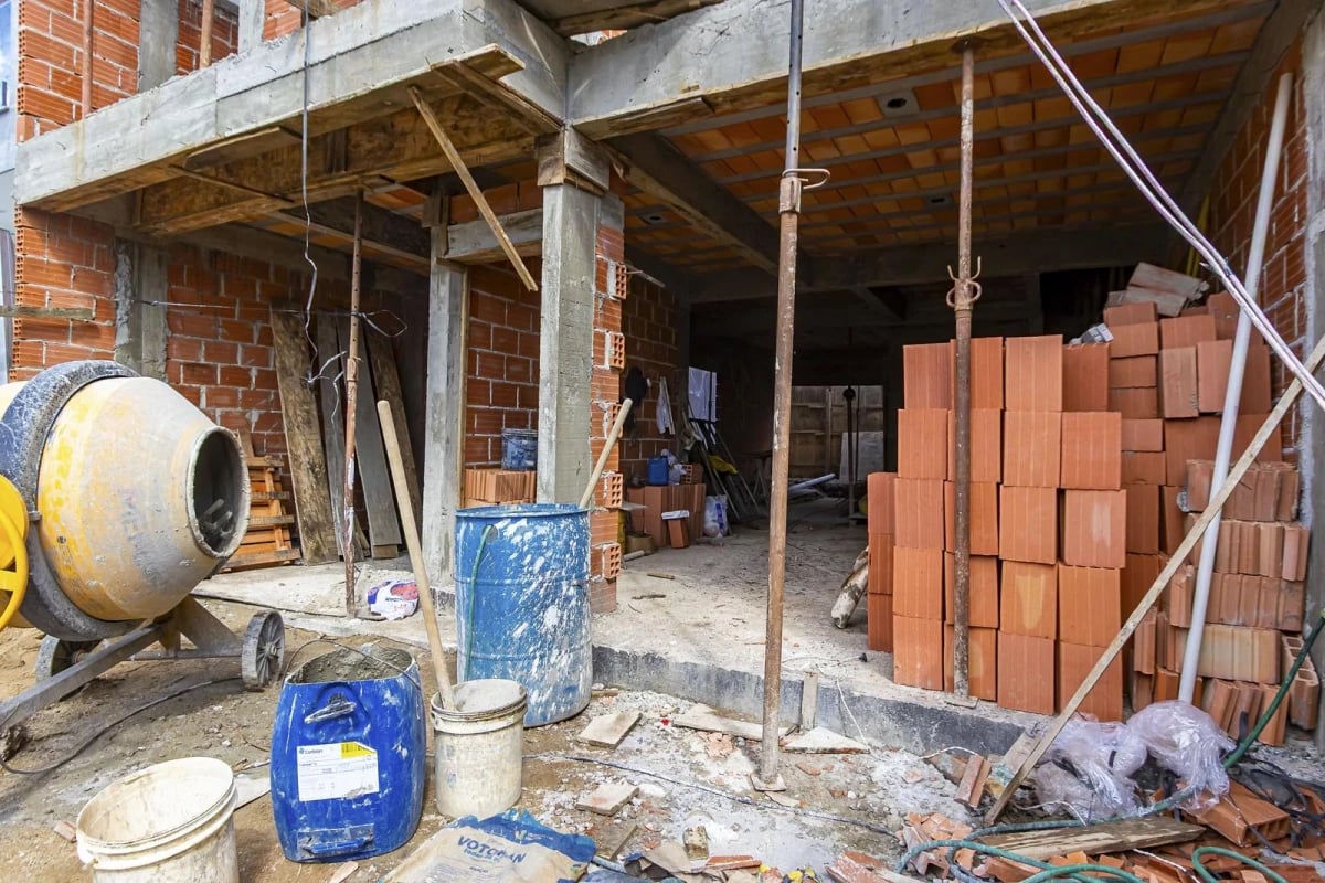 Casa condomínio fechado Pinheirinho