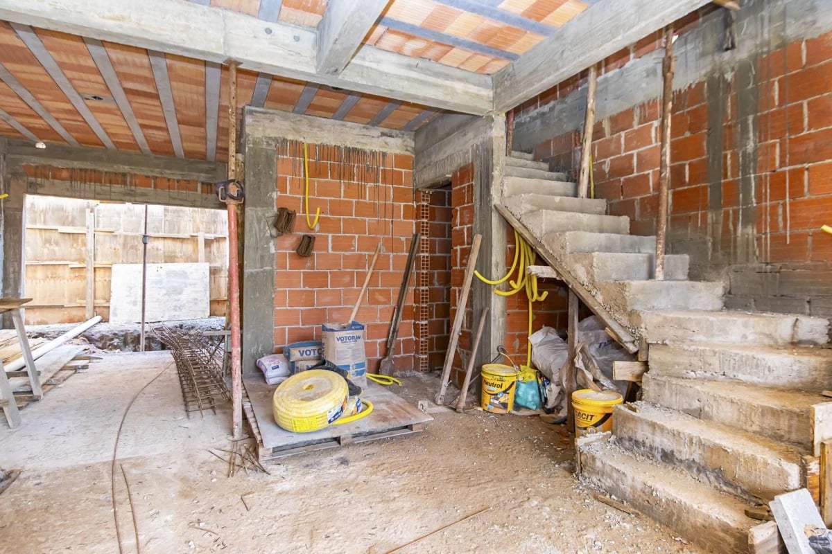 Casa condomínio fechado Pinheirinho