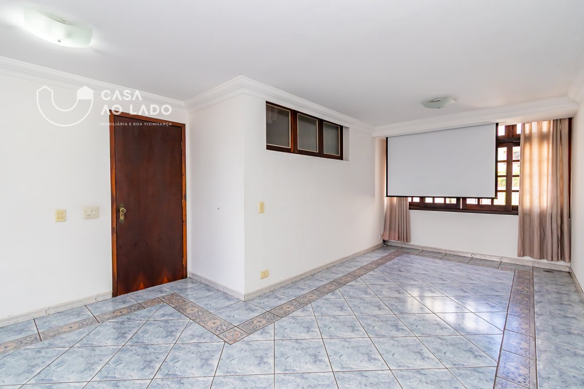 Sobrado 594m² com 5 suítes no Guabirotuba - Curitiba/PR