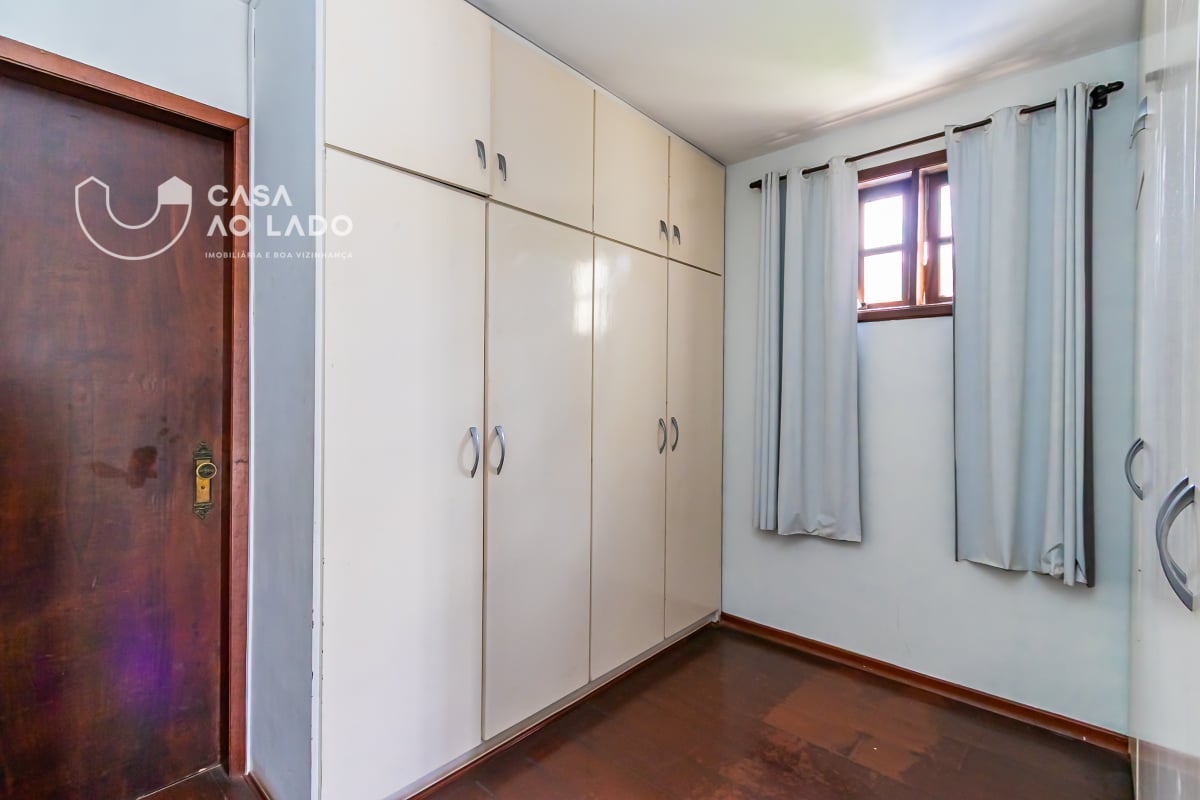 Sobrado 594m² com 5 suítes no Guabirotuba - Curitiba/PR