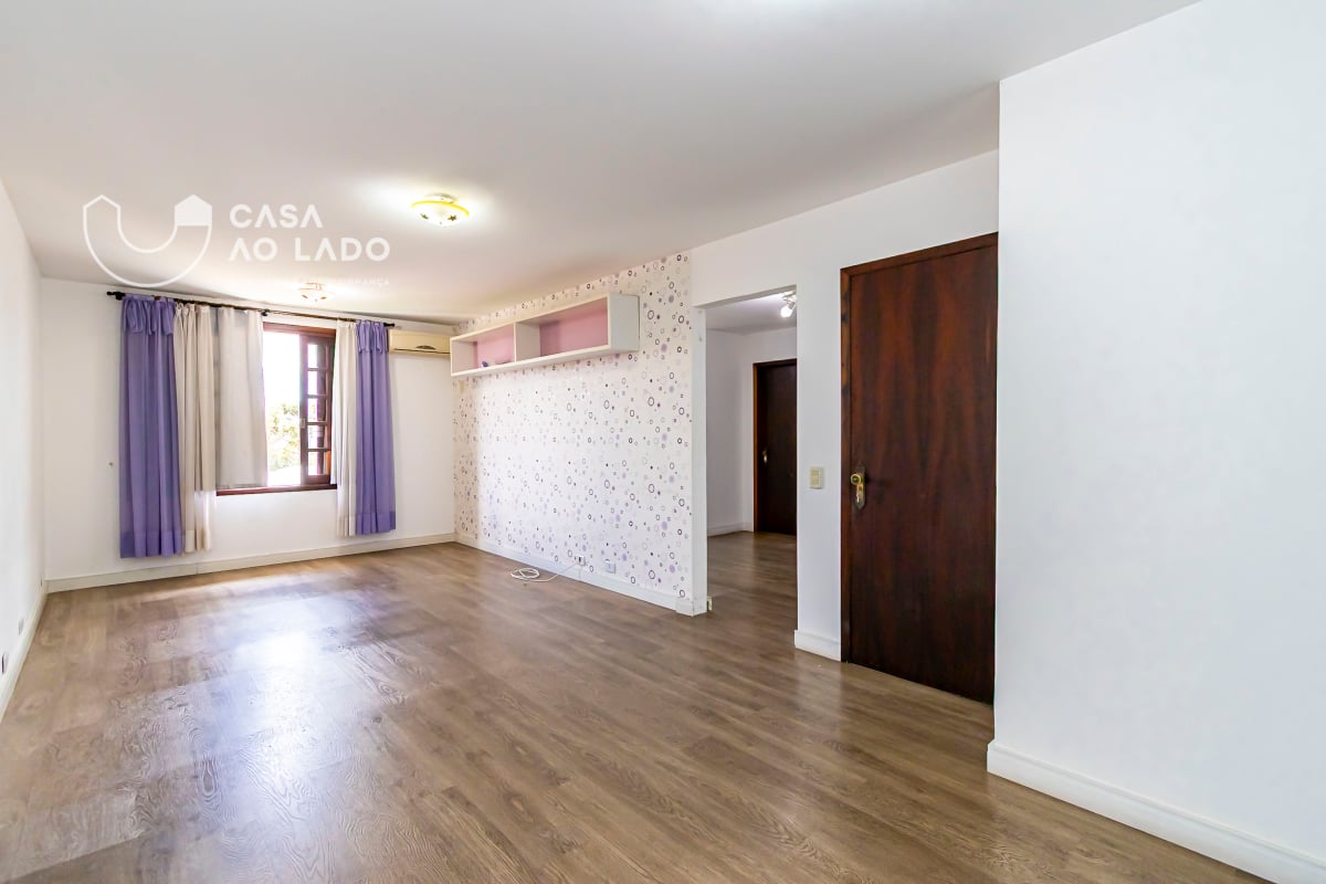 Sobrado 594m² com 5 suítes no Guabirotuba - Curitiba/PR