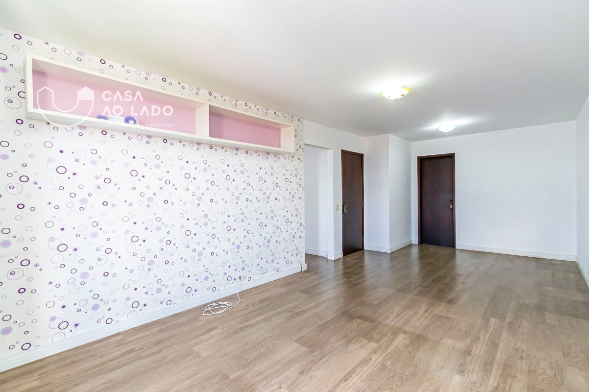 Sobrado 594m² com 5 suítes no Guabirotuba - Curitiba/PR