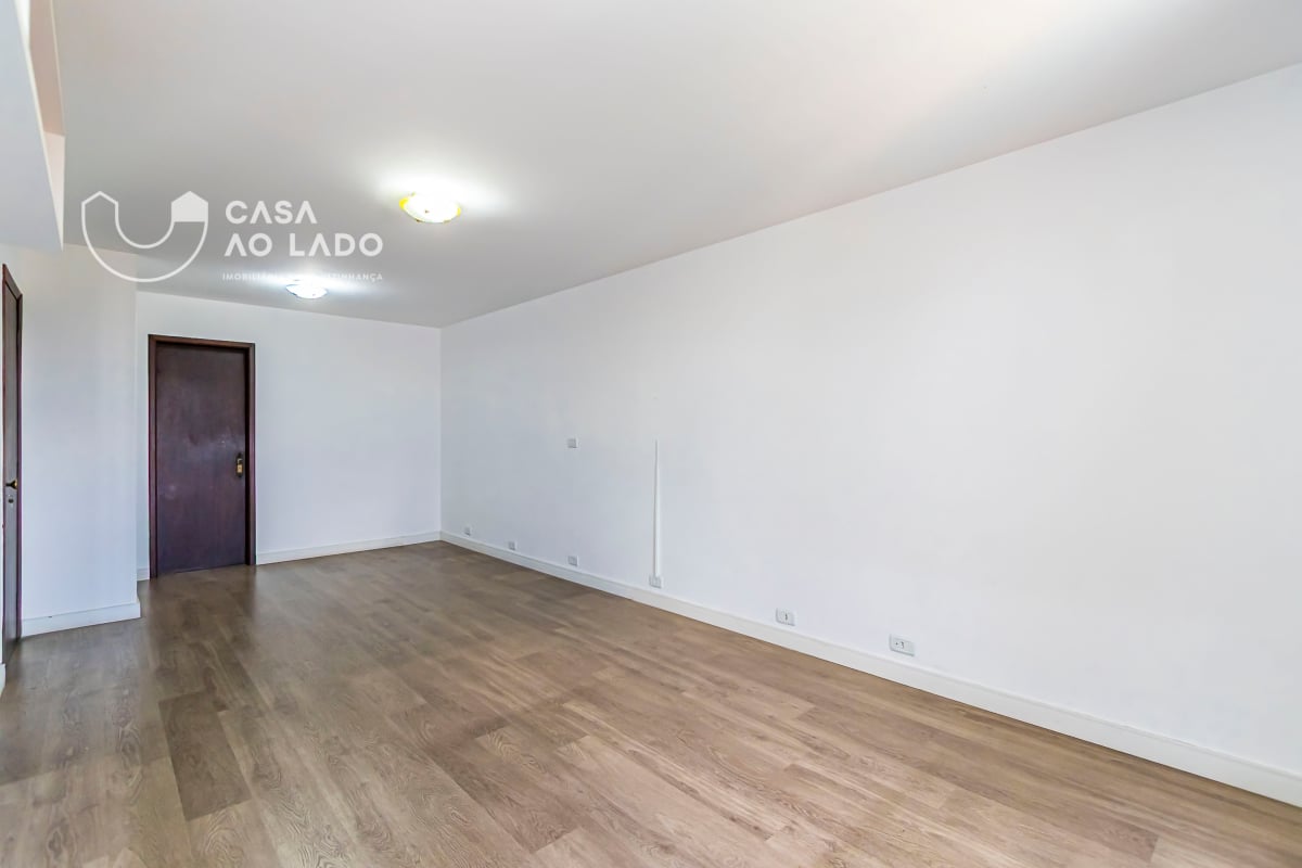Sobrado 594m² com 5 suítes no Guabirotuba - Curitiba/PR