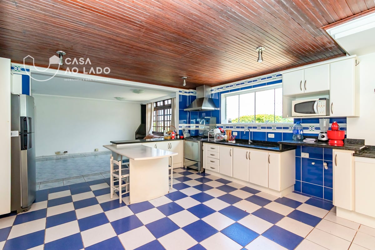Sobrado 594m² com 5 suítes no Guabirotuba - Curitiba/PR