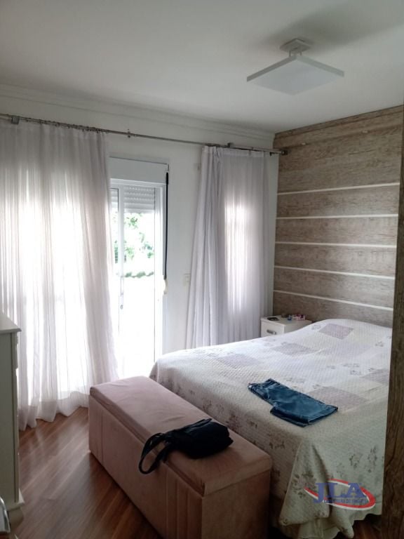Sobrado com 3 dormitórios à venda, 250 m² por R$ 1.800.000,00 - Boa Vista - Curitiba/PR