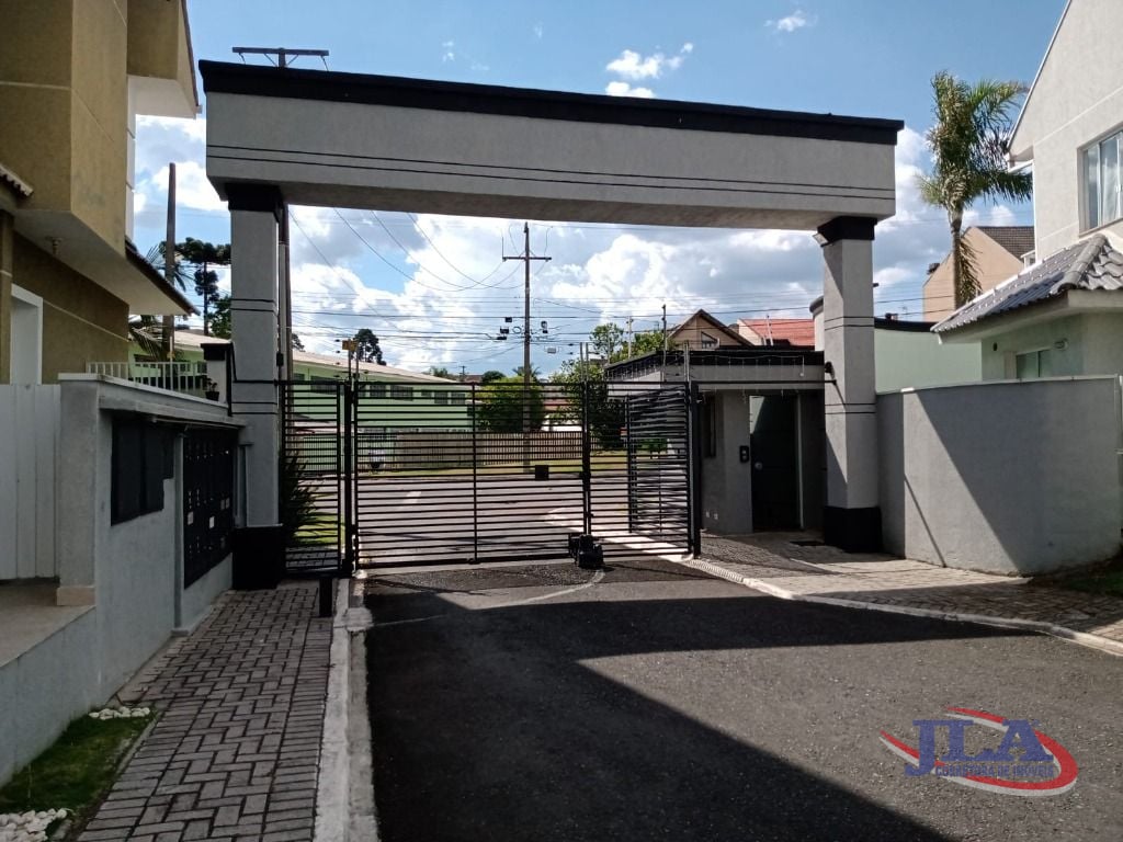 Sobrado com 3 dormitórios à venda, 250 m² por R$ 1.800.000,00 - Boa Vista - Curitiba/PR