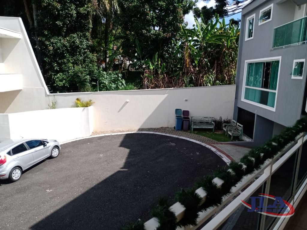 Sobrado com 3 dormitórios à venda, 250 m² por R$ 1.800.000,00 - Boa Vista - Curitiba/PR