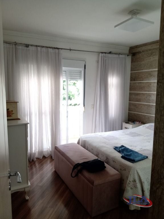 Sobrado com 3 dormitórios à venda, 250 m² por R$ 1.800.000,00 - Boa Vista - Curitiba/PR