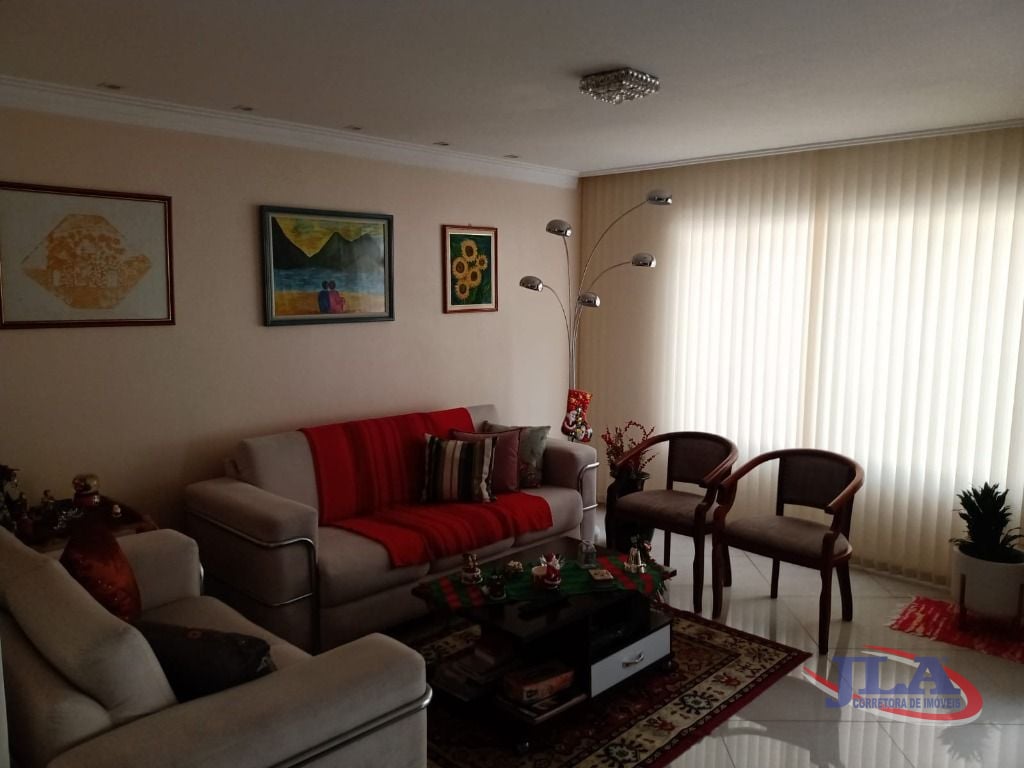 Sobrado com 3 dormitórios à venda, 250 m² por R$ 1.800.000,00 - Boa Vista - Curitiba/PR