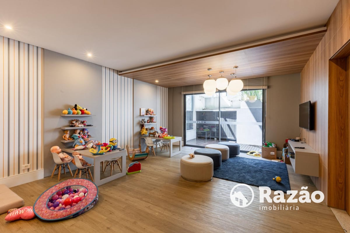 APARTAMENTO COM 2 QUARTOS - ÁREA TOTAL DE 165,67m² - ALTO DA GLÓRIA - REF 6183