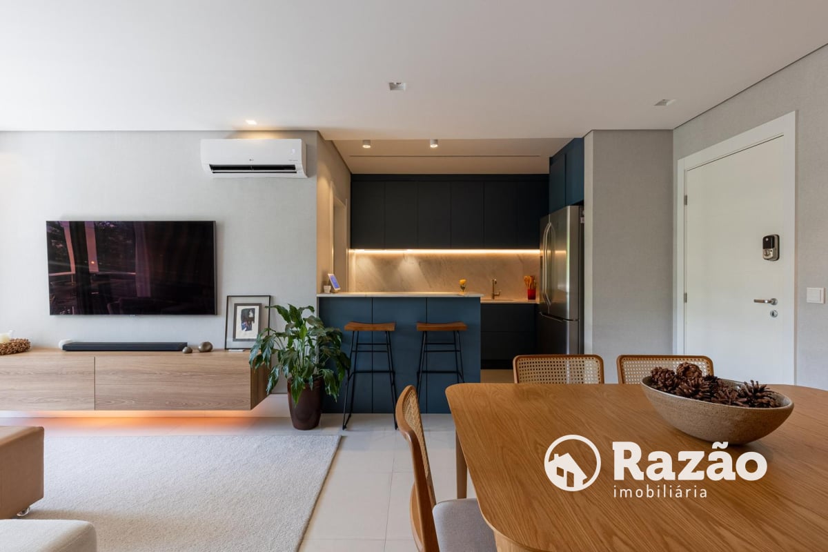 APARTAMENTO COM 2 QUARTOS - ÁREA TOTAL DE 165,67m² - ALTO DA GLÓRIA - REF 6183