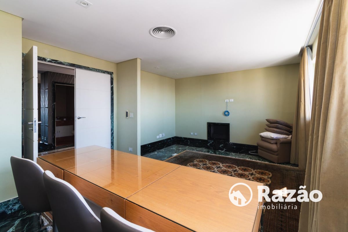 Apartamento à Venda - Mossunguê, Curitiba / PR