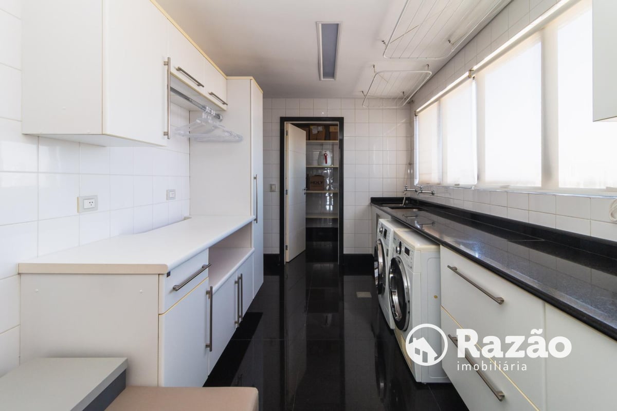Apartamento à Venda - Mossunguê, Curitiba / PR