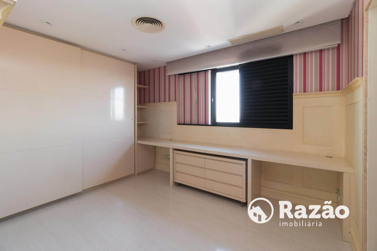 Apartamento à Venda - Mossunguê, Curitiba / PR