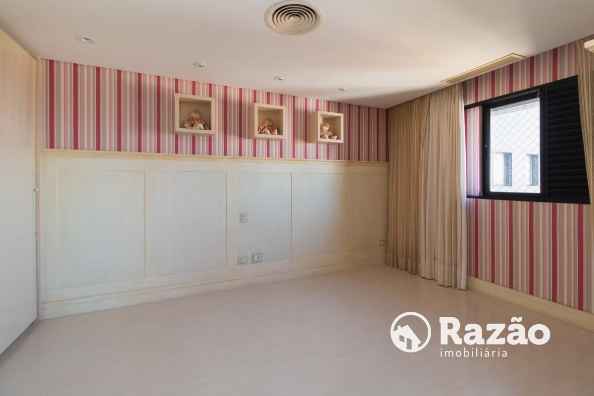 Apartamento à Venda - Mossunguê, Curitiba / PR