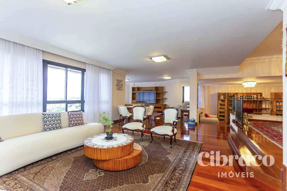 Apartamento à Venda - Água Verde, Curitiba / PR