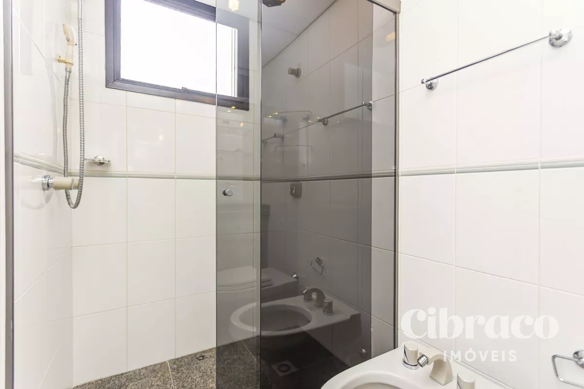 Apartamento à Venda - Água Verde, Curitiba / PR