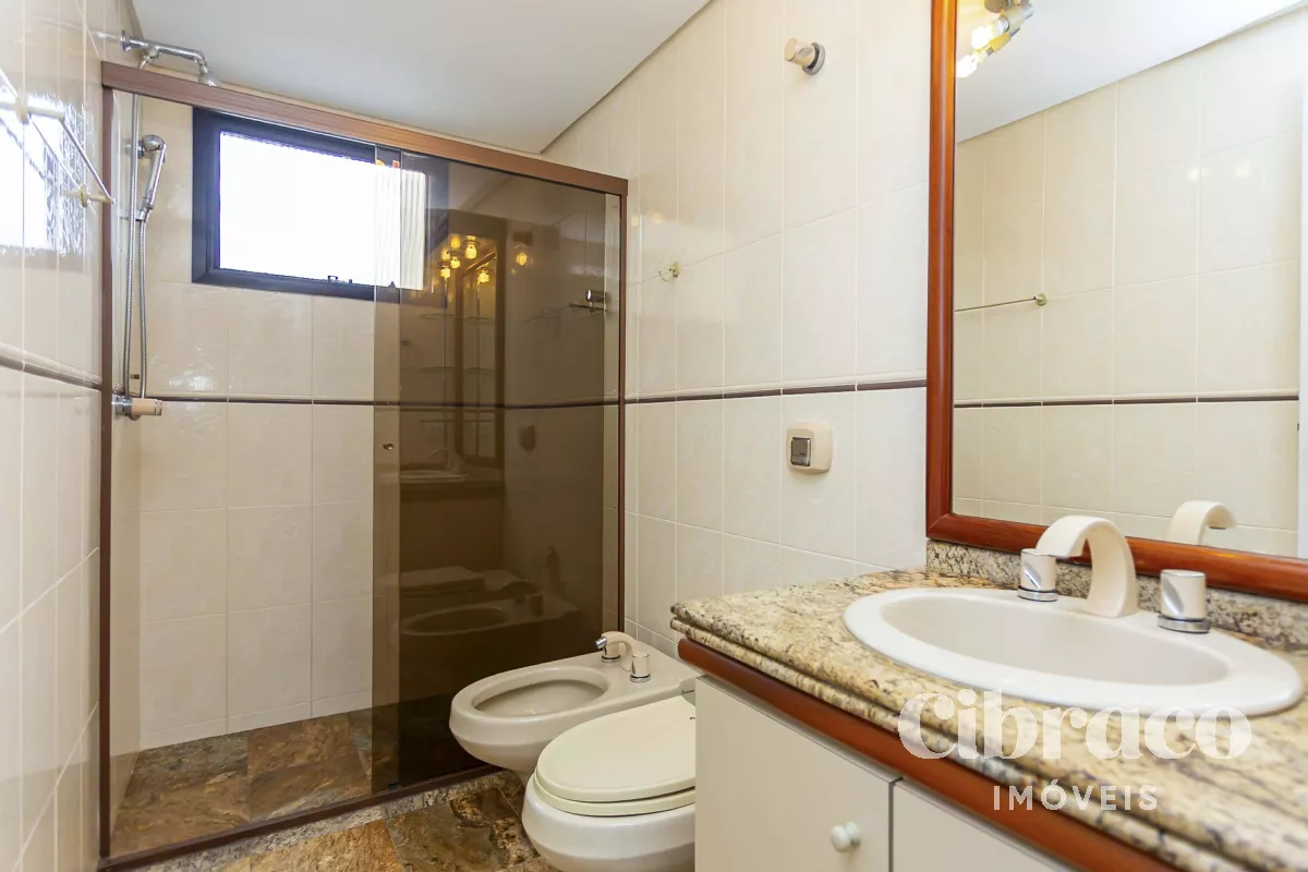 Apartamento à Venda - Água Verde, Curitiba / PR