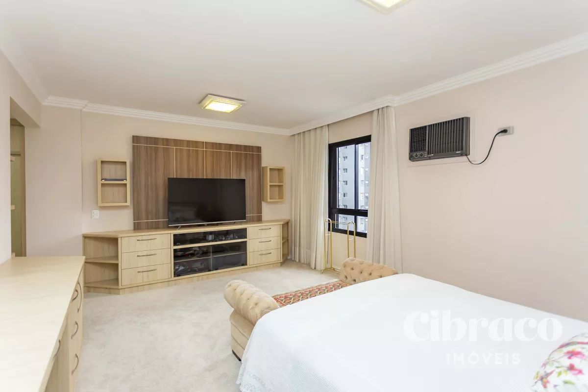 Apartamento à Venda - Água Verde, Curitiba / PR