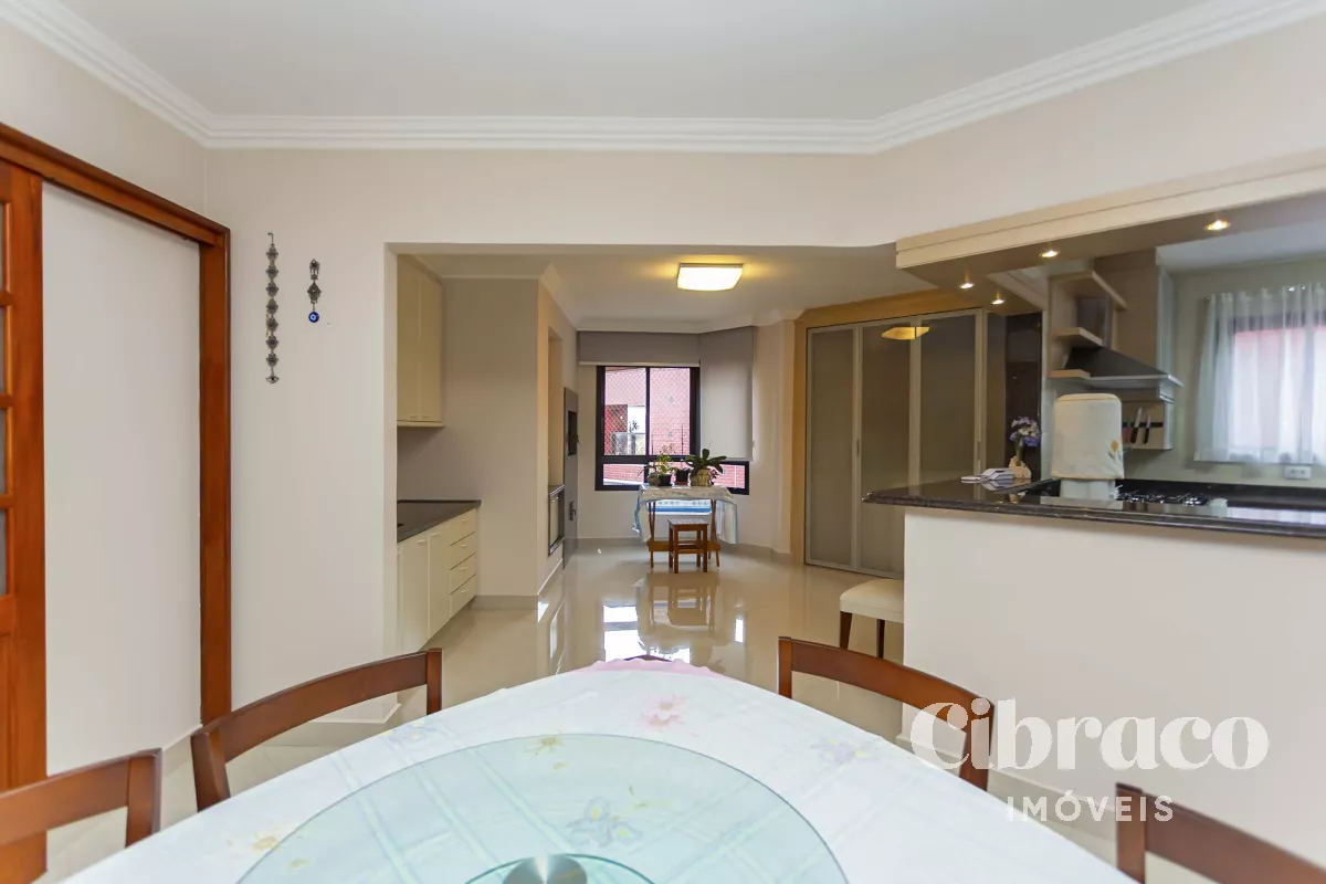 Apartamento à Venda - Água Verde, Curitiba / PR