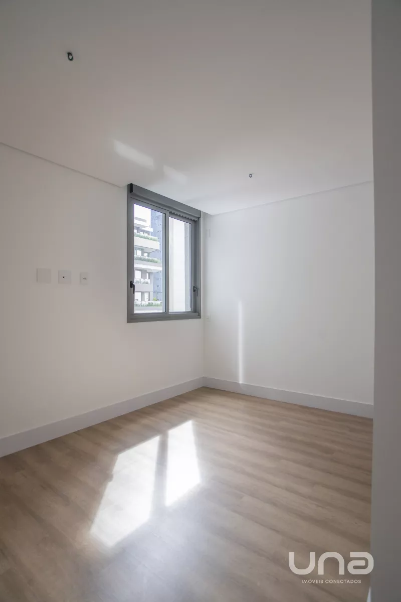 Apartamento no Água Verde com 3 quartos - Edifício Talent