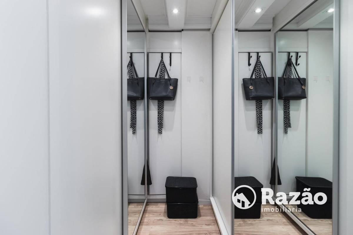 COBERTURA COM 3 QUARTOS - ÁREA TOTAL 330,64m² - BIGORRILHO - REF 5546