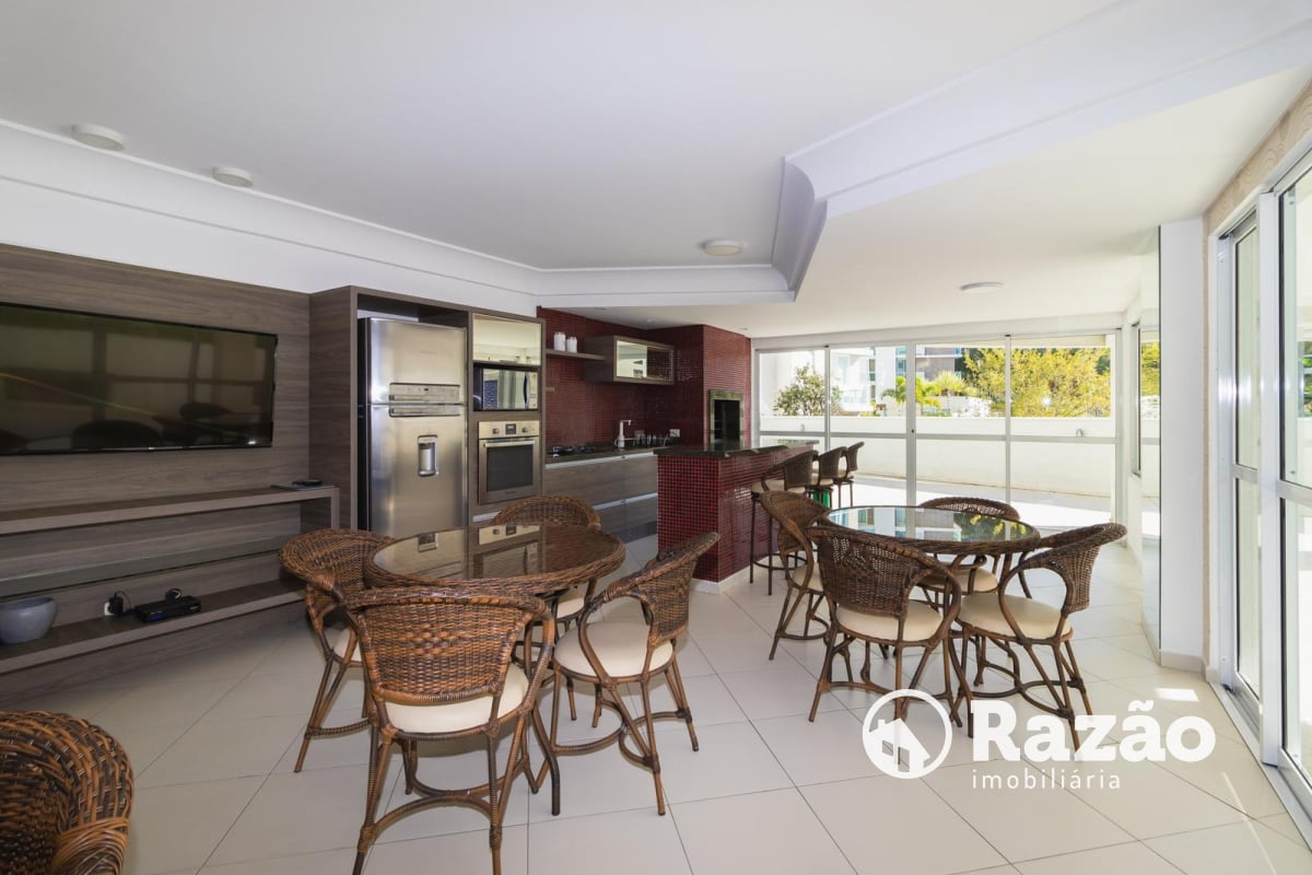 COBERTURA COM 3 QUARTOS - ÁREA TOTAL 330,64m² - BIGORRILHO - REF 5546