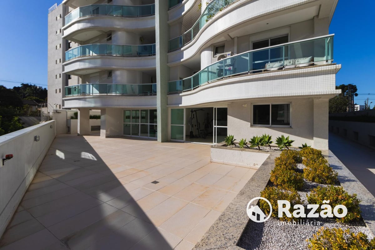 COBERTURA COM 3 QUARTOS - ÁREA TOTAL 330,64m² - BIGORRILHO - REF 5546