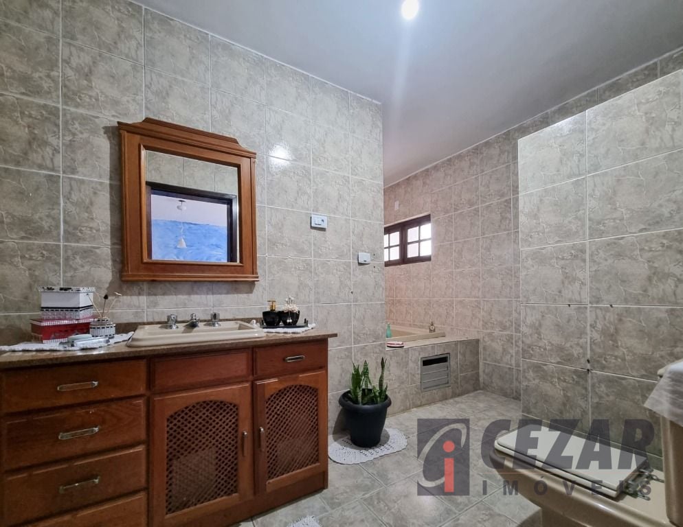 Sobrado com 3 dormitórios à venda, 815 m² por R$ 1.450.000,00 - Bairro Alto - Curitiba/PR
