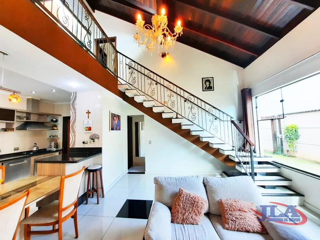 Sobrado com 3 dormitórios à venda, 295 m² por R$ 1.500.000,00 - Boa Vista - Curitiba/PR