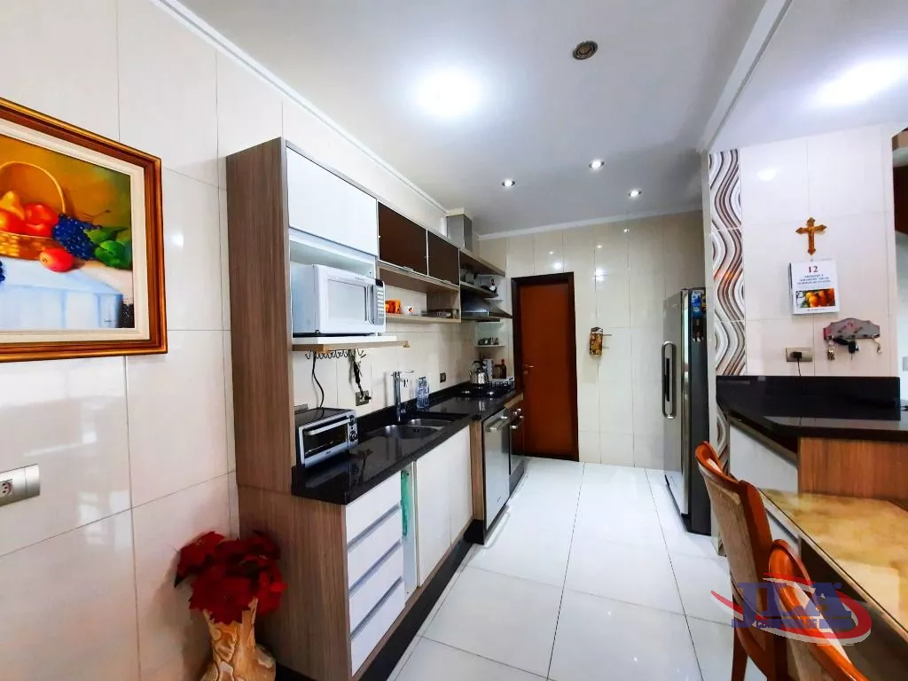 Sobrado com 3 dormitórios à venda, 295 m² por R$ 1.500.000,00 - Boa Vista - Curitiba/PR
