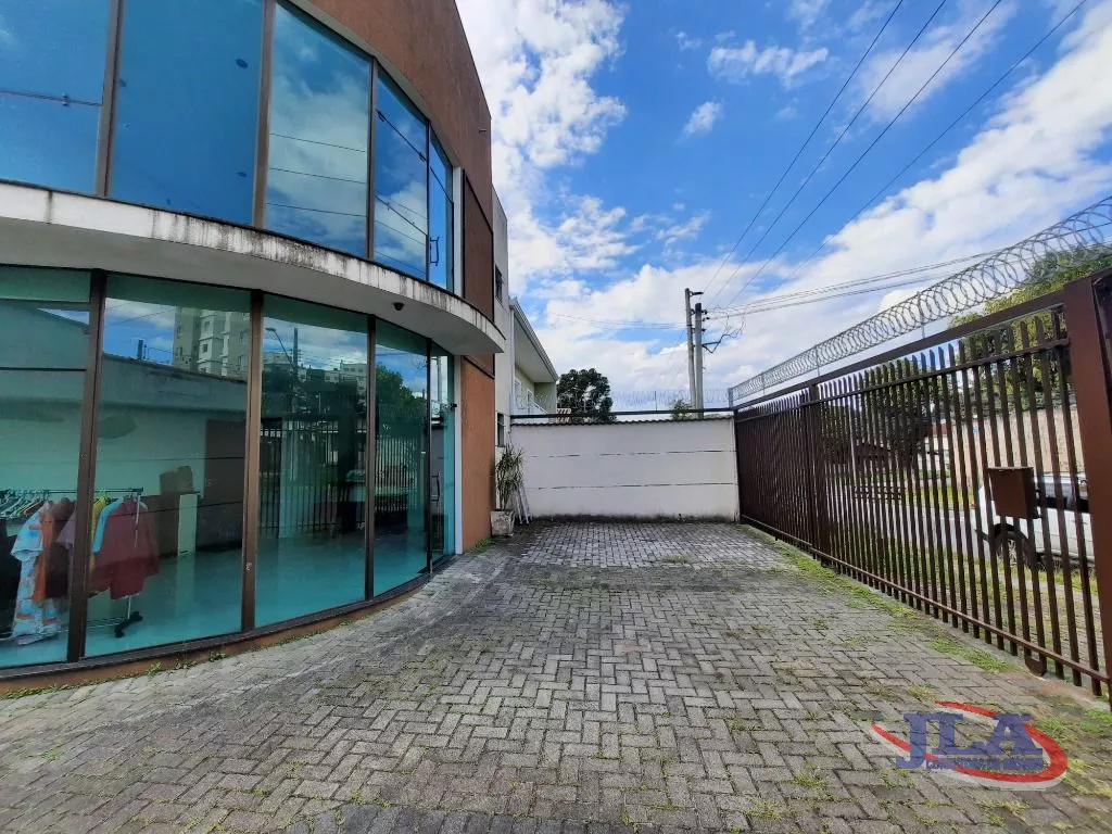 Sobrado com 3 dormitórios à venda, 295 m² por R$ 1.500.000,00 - Boa Vista - Curitiba/PR