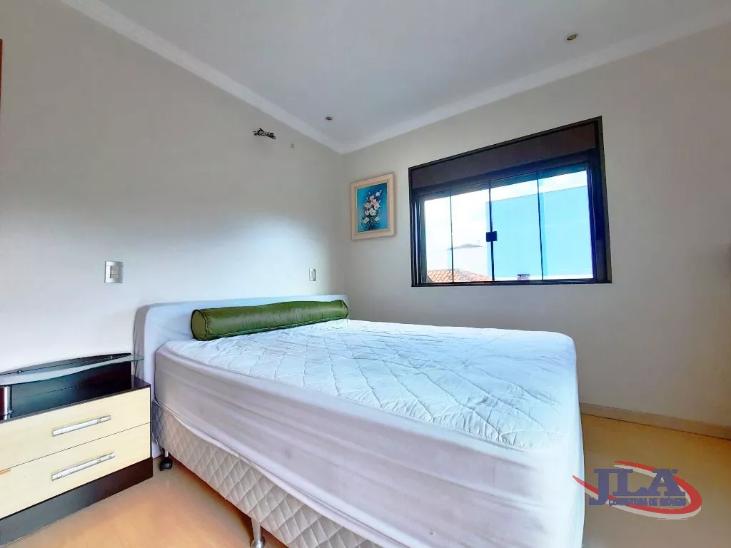 Sobrado com 3 dormitórios à venda, 295 m² por R$ 1.500.000,00 - Boa Vista - Curitiba/PR