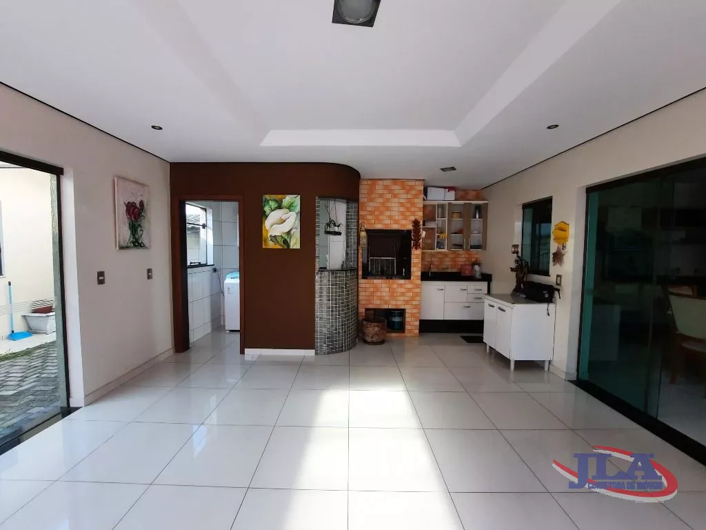 Sobrado com 3 dormitórios à venda, 295 m² por R$ 1.500.000,00 - Boa Vista - Curitiba/PR