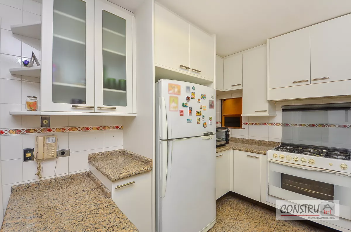 Apartamento no Batel de 346 m² com 4 quartos