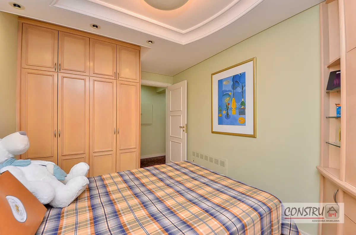 Apartamento no Batel de 346 m² com 4 quartos