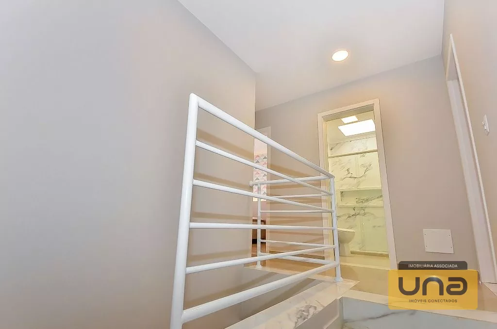 Sobrado com 3 dormitórios à venda, 112 m² por R$ 780.000,00 - Campo Comprido - Curitiba/PR