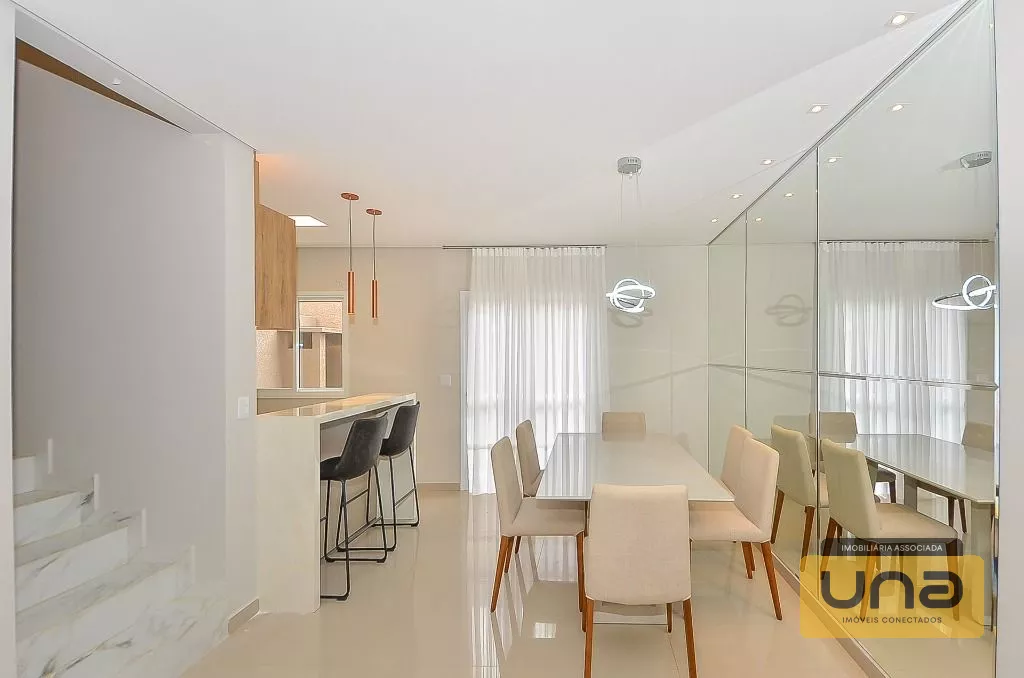 Sobrado com 3 dormitórios à venda, 112 m² por R$ 780.000,00 - Santa Quitéria - Curitiba/PR