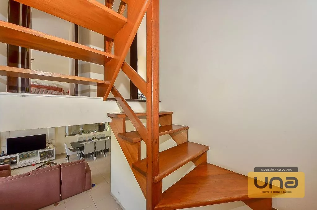 Sobrado 248m² c/ 4 suítes, 4 garagens cobertas por R$ 1.150.000 - estuda-se 50% do valor em imóvel como parte de pagamento - Bairro Campina Siqueira