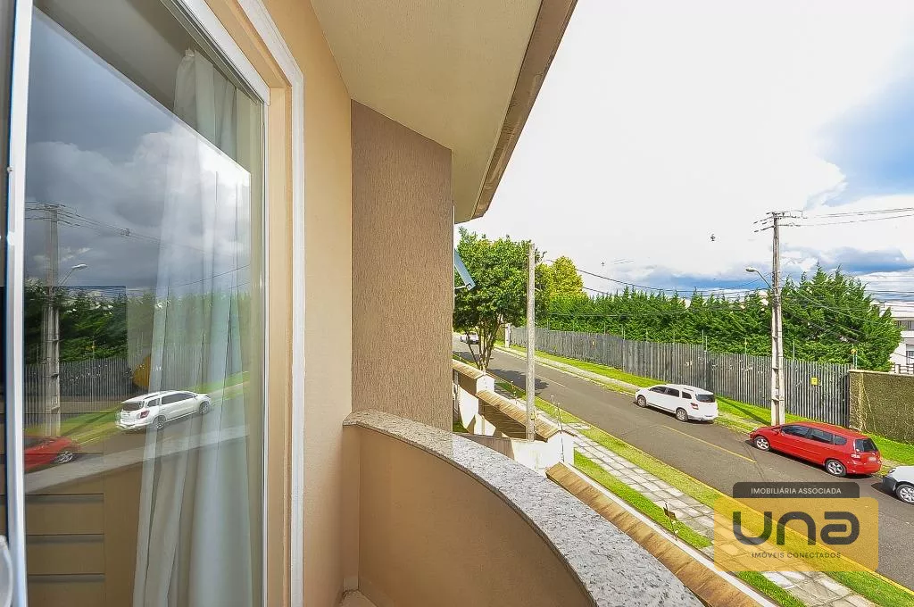 Sobrado 248m² c/ 4 suítes, 4 garagens cobertas por R$ 1.150.000 - estuda-se 50% do valor em imóvel como parte de pagamento - Bairro Campina Siqueira