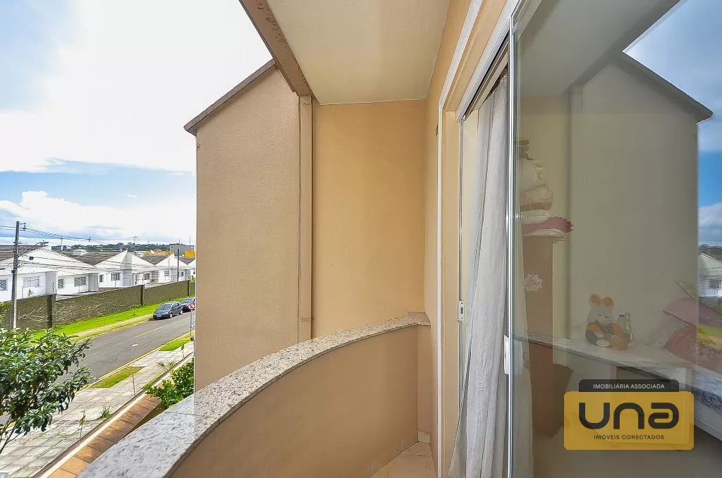 Sobrado 248m² c/ 4 suítes, 4 garagens cobertas por R$ 1.150.000 - estuda-se 50% do valor em imóvel como parte de pagamento - Bairro Campina Siqueira