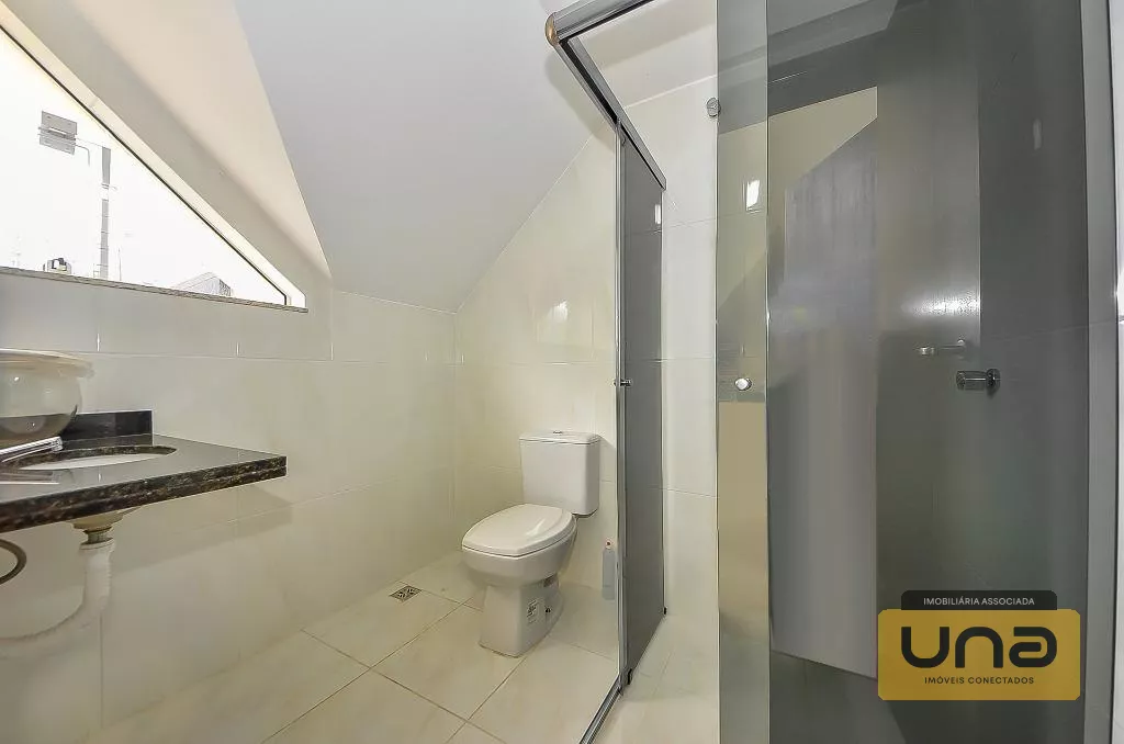 Sobrado 248m² c/ 4 suítes, 4 garagens cobertas por R$ 1.150.000 - estuda-se 50% do valor em imóvel como parte de pagamento - Bairro Campina Siqueira