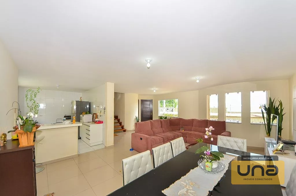 Sobrado 248m² c/ 4 suítes, 4 garagens cobertas por R$ 1.150.000 - estuda-se 50% do valor em imóvel como parte de pagamento - Bairro Campina Siqueira