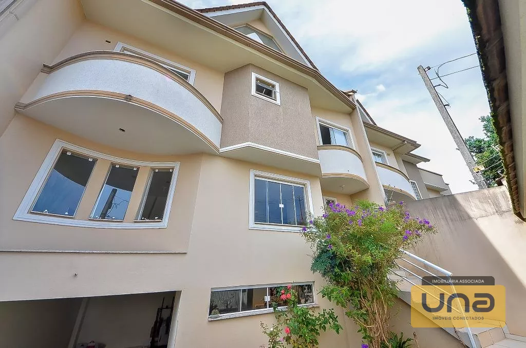 Sobrado 248m² c/ 4 suítes, 4 garagens cobertas por R$ 1.150.000 - estuda-se 50% do valor em imóvel como parte de pagamento - Bairro Campina Siqueira