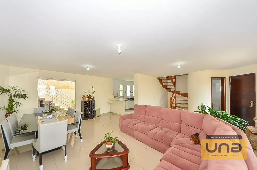 Sobrado 248m² c/ 4 suítes, 4 garagens cobertas por R$ 1.150.000 - estuda-se 50% do valor em imóvel como parte de pagamento - Bairro Campina Siqueira