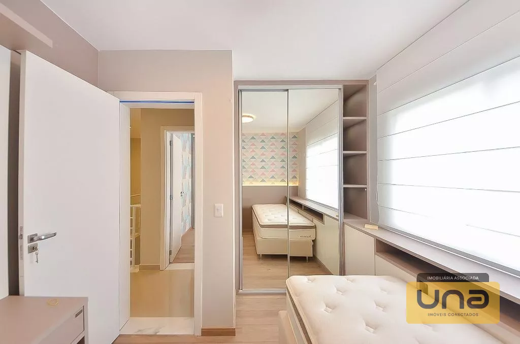 Sobrado com 3 dormitórios à venda, 112 m² por R$ 780.000,00 - Fazendinha - Curitiba/PR