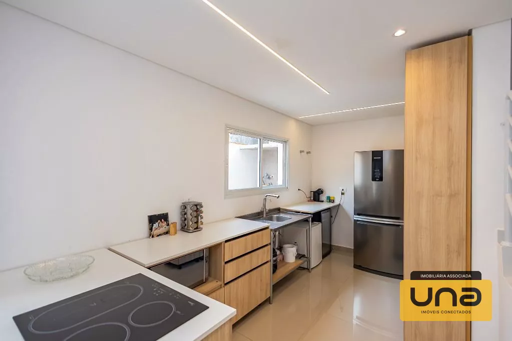 Sobrado com 3 dormitórios à venda, 120 m² por R$ 848.000,00 - Fazendinha - Curitiba/PR